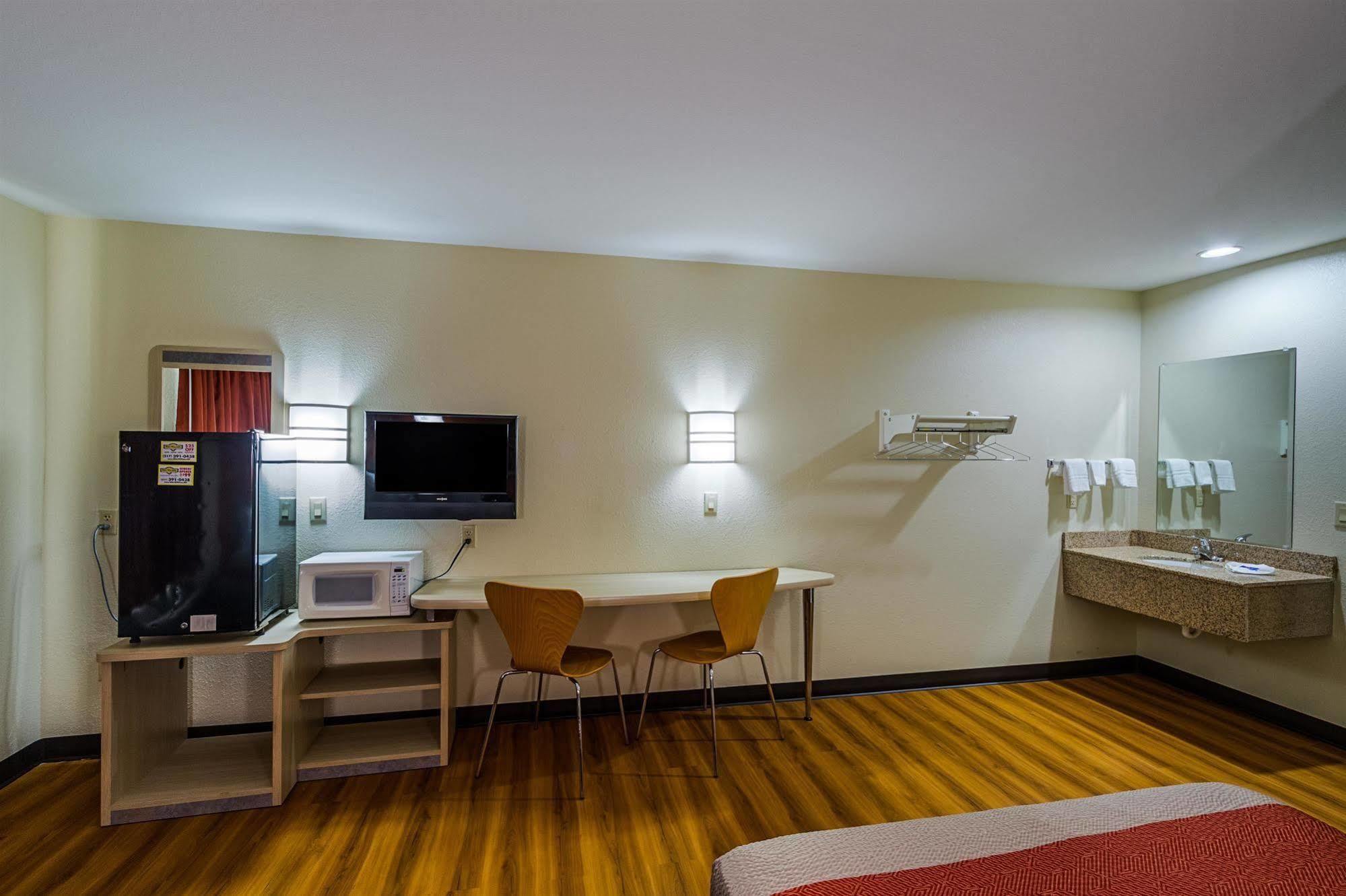 Motel 6-Urbana, Il Champaign Zewnętrze zdjęcie